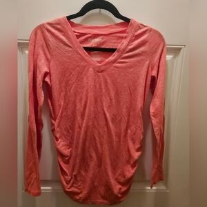 Old Navy Women's Pink V-Neck Maturity Top